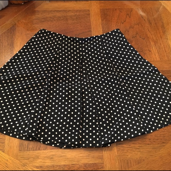 The Limited Pants - Vintage The Limited Black & White Skorts